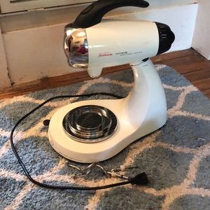 Sunbeam stand mixer (offer anything)